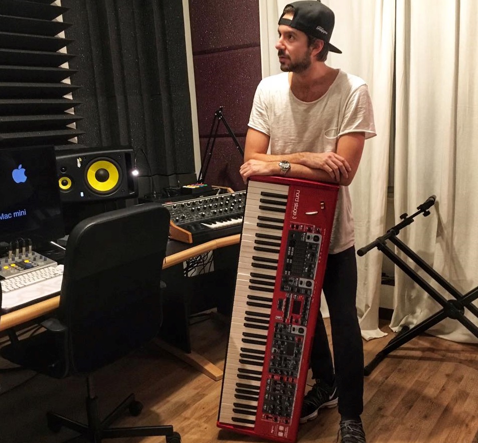 filippo perbellini-tastierista-nord-eko-music-group